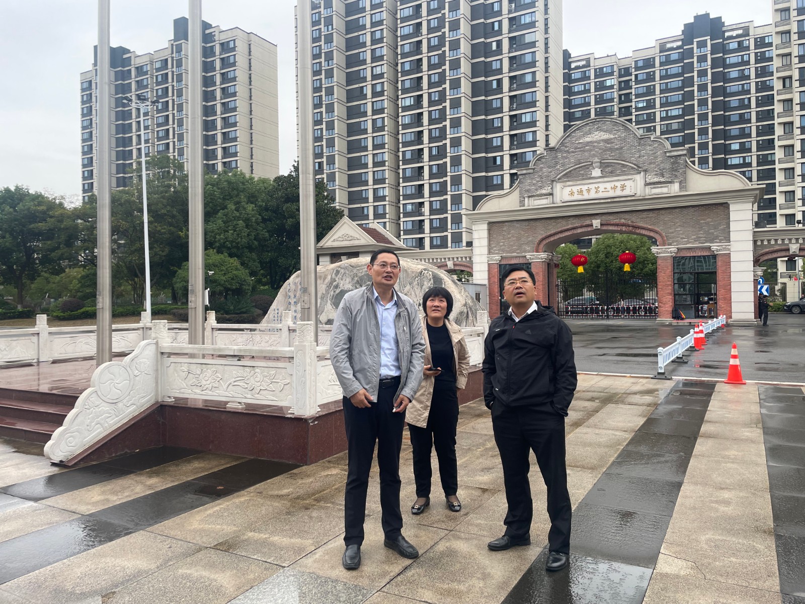 图片2.jpg 图片2.jpg